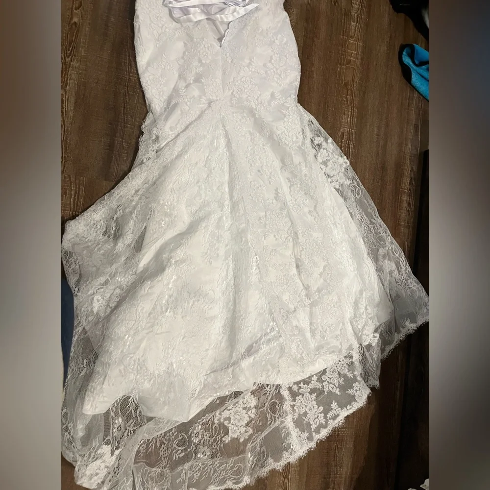 Clothfun wedding dress. Size 12. White - Picture 7 of 8